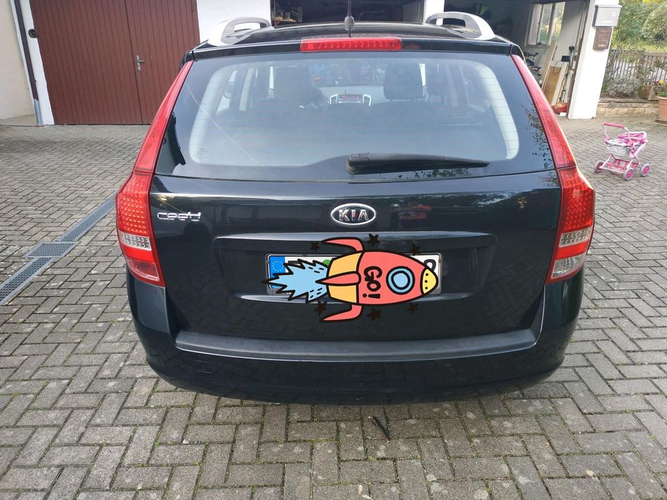 Kia ceed zu verkaufen in Emmendingen