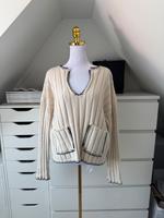Zara Strickpullover beige Naht details schwarz Größe M Nordrhein-Westfalen - Altena Vorschau