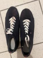 Sneaker von Hilfiger, Gr.44, schwarz Bayern - Walsdorf Vorschau