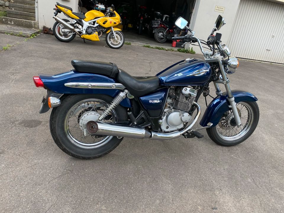 Suzuki Marauder 125 in Burgau