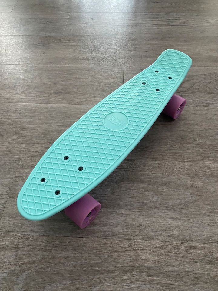 Star Skateboard Cruiser Retro Mini mint/purple lila - top Zustand in Lübeck