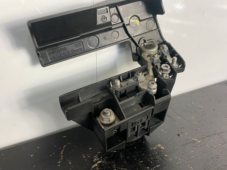 Audi A4 A6 4G C7 Batterie Plus Klemme Batteriepol KB8J4590 in Hagen