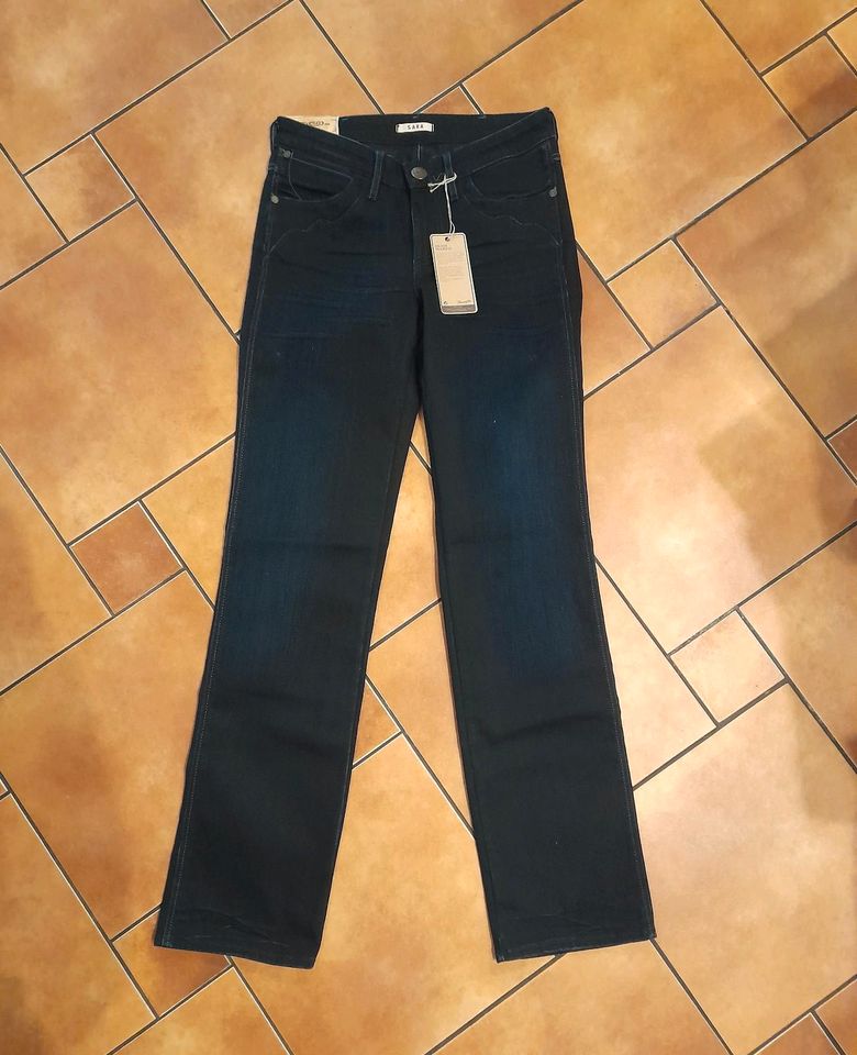 Wrangler Sara Damen Jeans Größe W26 / L32 in Leipzig