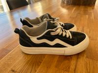 Sneaker schwarz weiß Thüringen - Hermsdorf Vorschau