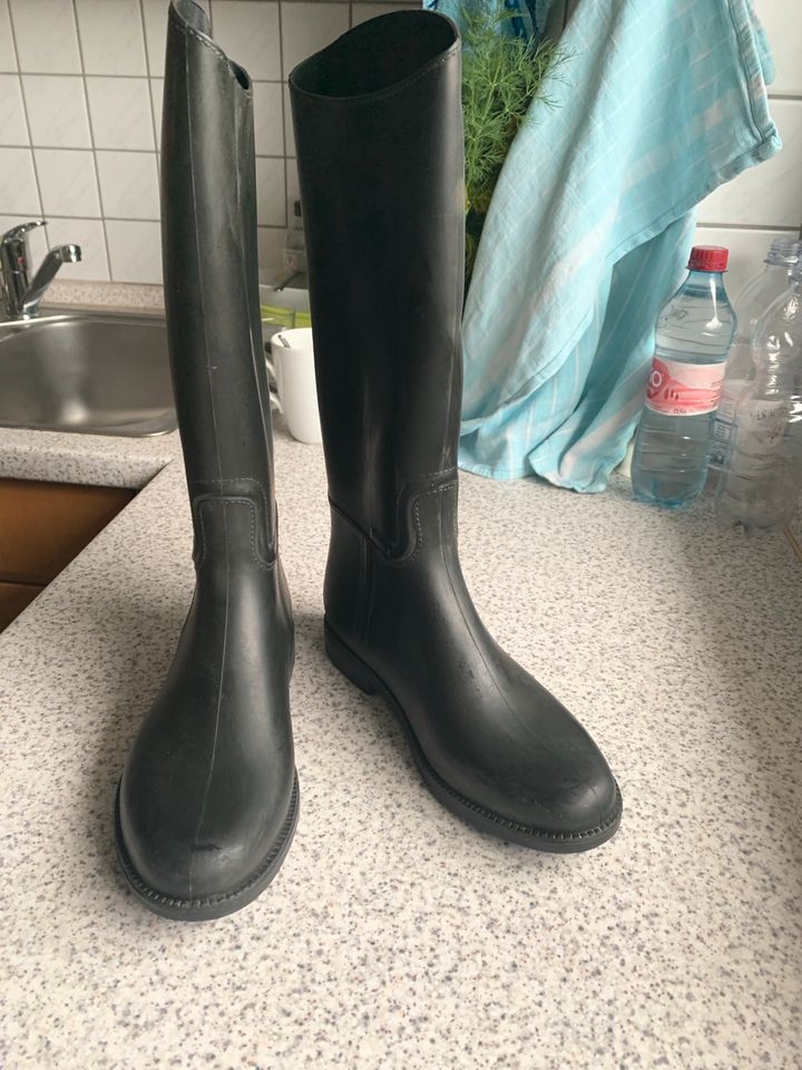 Schwarze Reiterstiefel, Größe 34 in Hilden