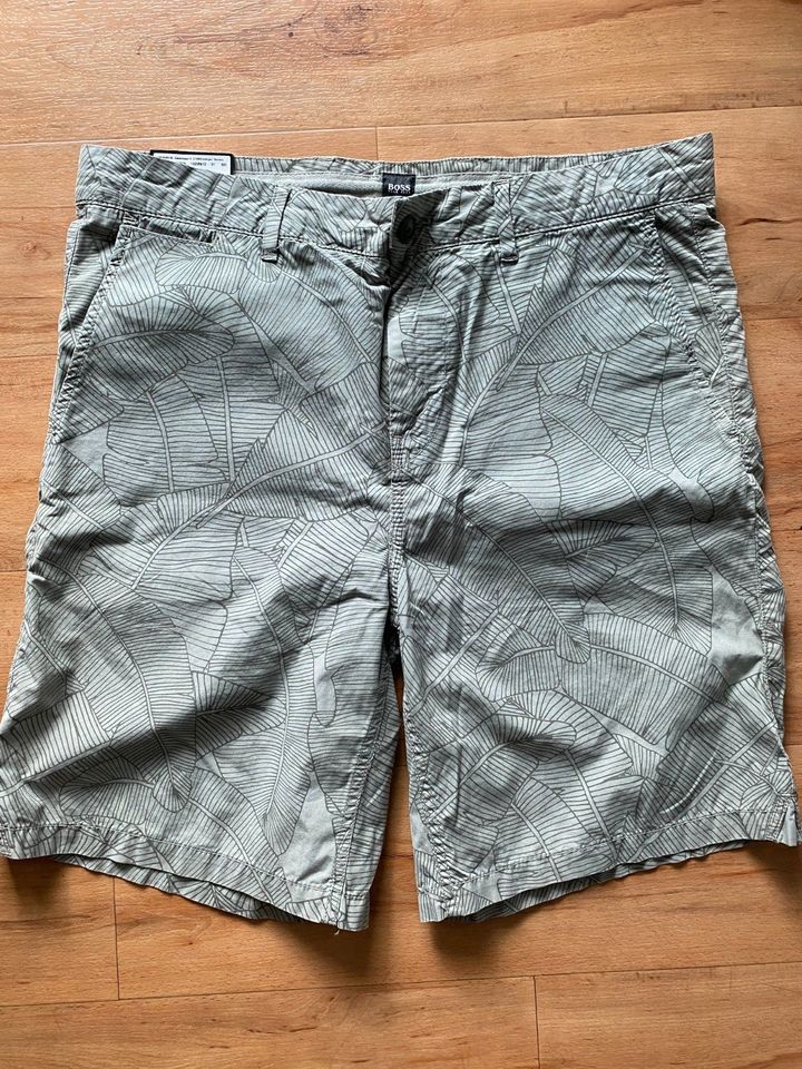 Shorts kurze Hose Grün Hugo Boss Grau M Herren in Düsseldorf