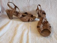 braune Sandalen Friedrichshain-Kreuzberg - Friedrichshain Vorschau