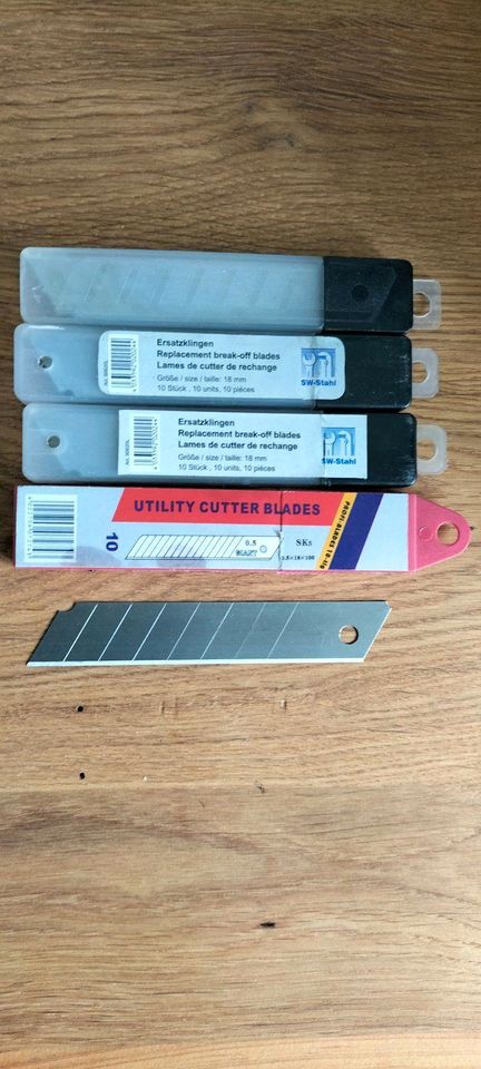 Würth Kartonmesser + 30x LONGLIFE Cuttermesser Klingen 18mm in Meßkirch