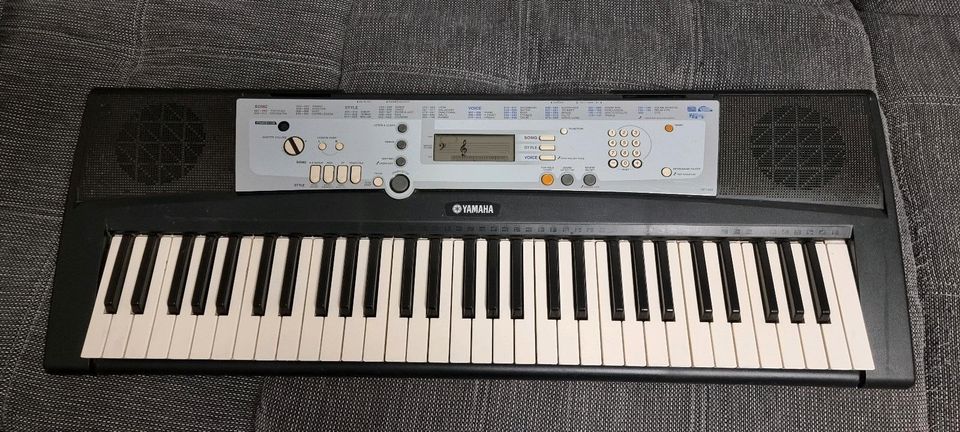 Yamaha Keyboard YPT-200 guter Zustand in Berlin