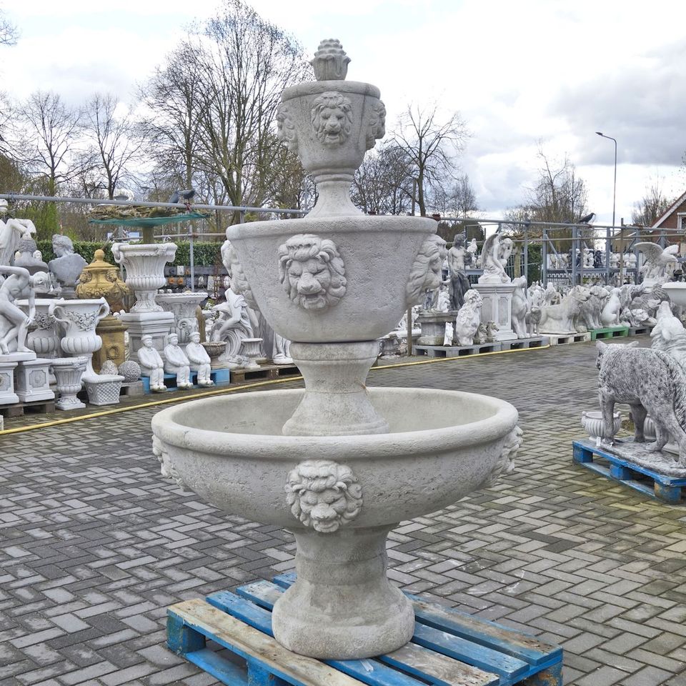 Garten Brunnen Wasserbrunnen Springbrunnen in Waldfeucht