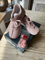 New Balance in rosa ( neu und ungetragen) Schleswig-Holstein - Lübeck Vorschau