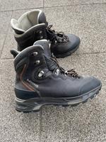 Lowa Wanderschuhe Damen Leder Baden-Württemberg - Donaueschingen Vorschau