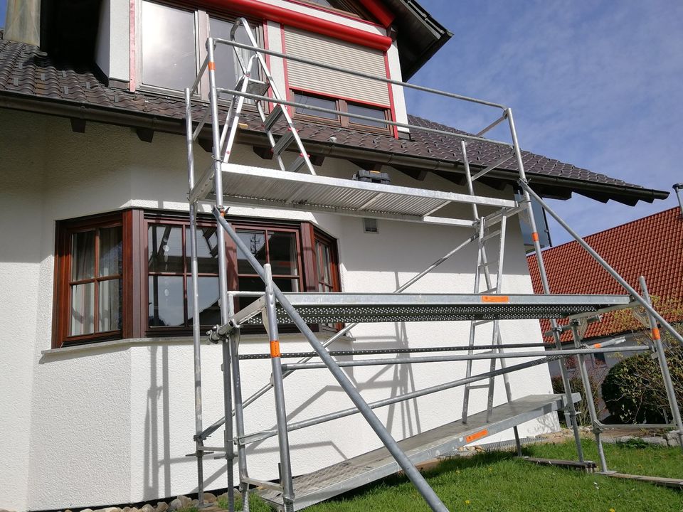 Kleine Gerüst Einheit für Montage mieten Solar PV Bau Dach Blech in Balingen