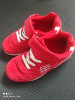 Wunderschöne Rote BEPPI Sneaker Schuhe Gr. 28 Baden-Württemberg - Emmingen-Liptingen Vorschau