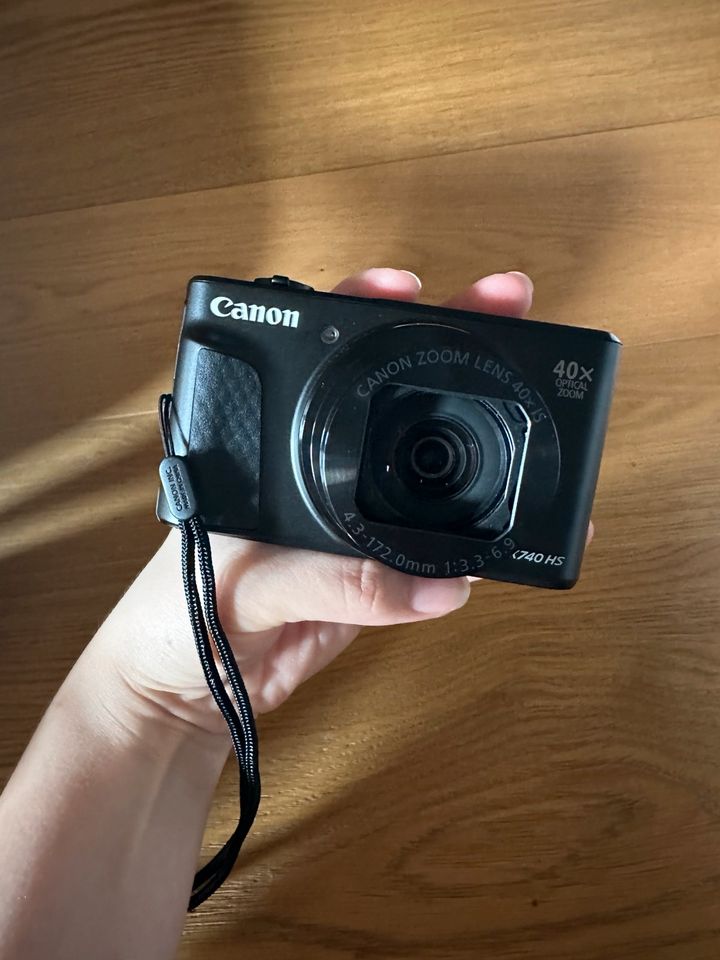 CANON PowerShot SX740 HS Digitalkamera in Lennestadt