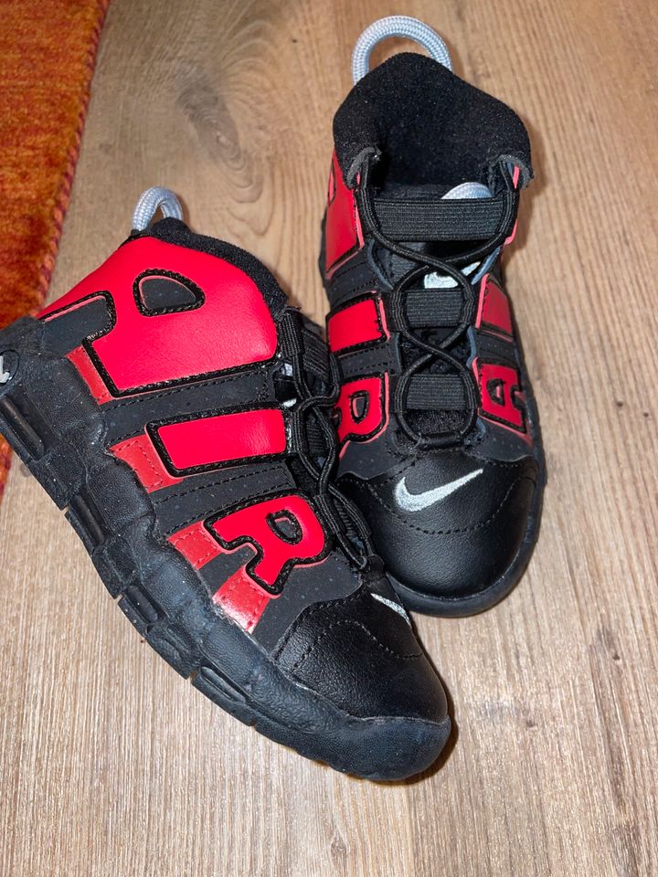 Nike air Uptempo Größe 28 in Nordhorn