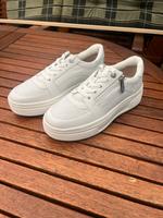 Tamaris Sneaker Gr.37 Ungetragen. Nordrhein-Westfalen - Troisdorf Vorschau
