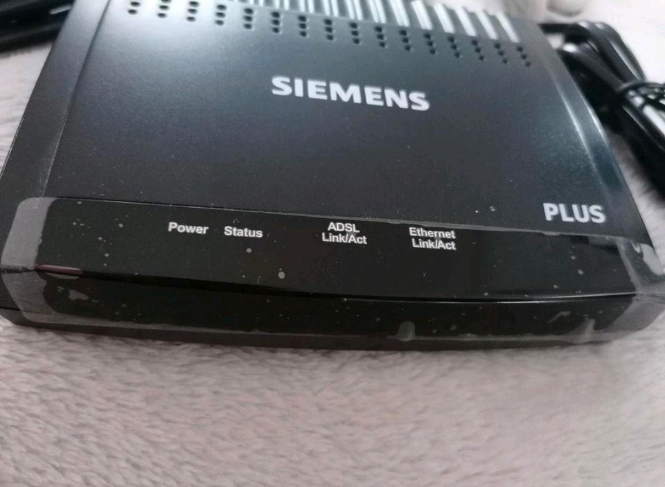 Konvolut  Netzwerk Kabel Patchkabel  Grau Schwarz grün  Siemens in Wüstenrot