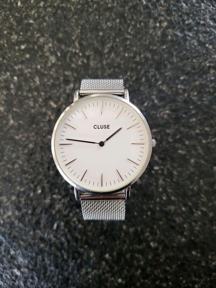 Cluse Armbanduhr / Uhr Silber in Oberteuringen