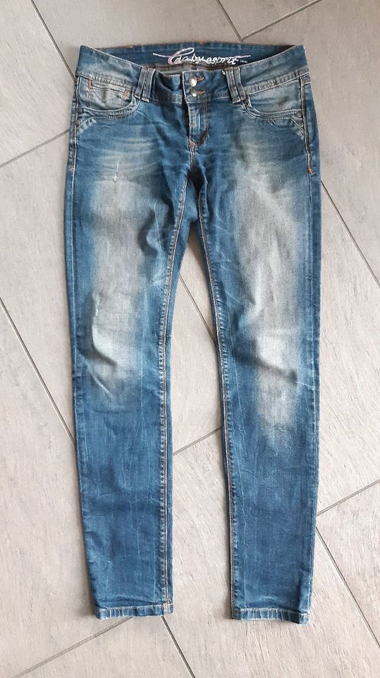 Jeans Esprit Skin Fit blau Gr. 30/32 in Siegen