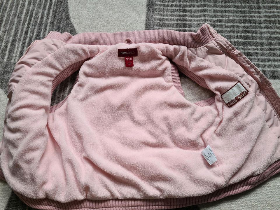 Weste Größe 104, H&M, Vertbaudet, warm in Norderstedt