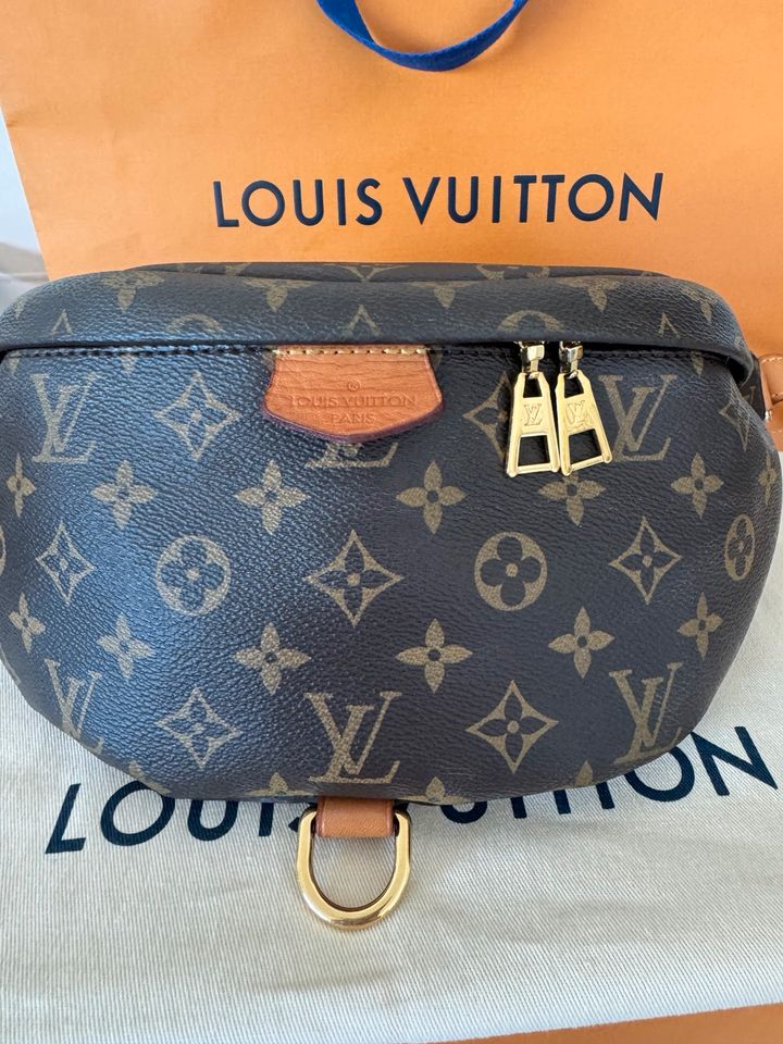 Louis Vuitton Bumbag Monogram in Forst