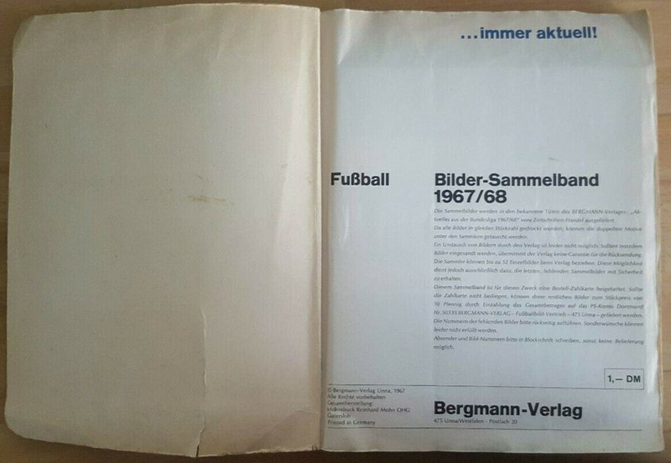 Fußballsammelalbum Bergmann Saison 1967/1968 in Ingelheim am Rhein