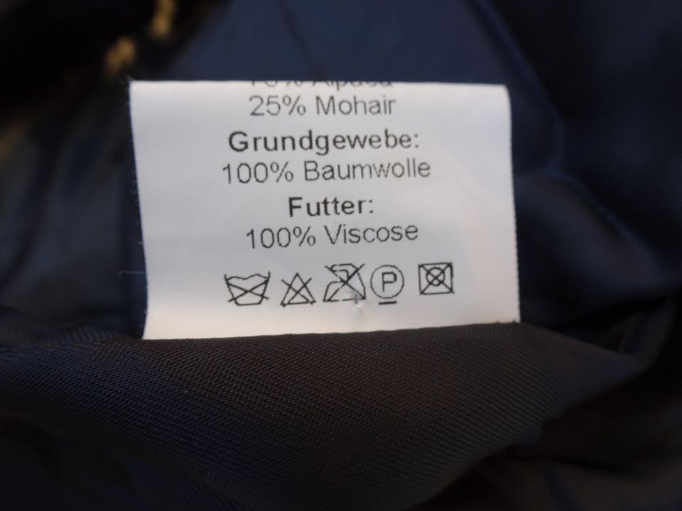 Damen-Mantel aus 75% Alpaka u. 25% Mohair von Peter Hahn Größe 44 in Königsfeld