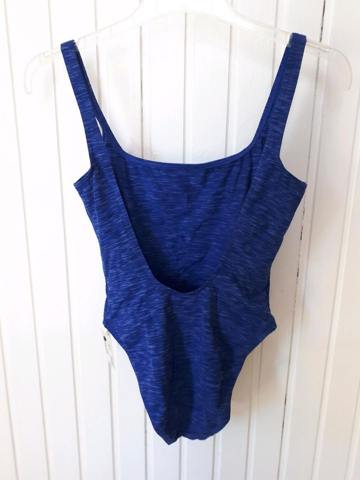 NEU * SKINNY AQUA Badeanzug Einteiler Schwimmanzug 38 in Bad Bramstedt