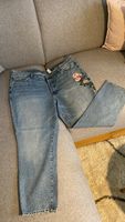 Slim Ankle High Waist Jeans mit Stickerei H&M+ Gr. 52 ungetragen Nordrhein-Westfalen - Essen-West Vorschau