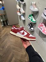 Nike Wmns Dunk Low Premium Vintage Red 40.5 45 Innenstadt - Köln Altstadt Vorschau
