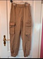 stylische Hose beige Bershka Gr.S neu Brandenburg - Oberkrämer Vorschau