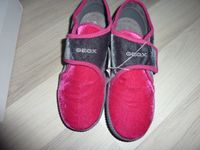 GEOX Hausschuhe Gr. 35 pink/grau, NEU & Etikett Nordrhein-Westfalen - Wiehl Vorschau