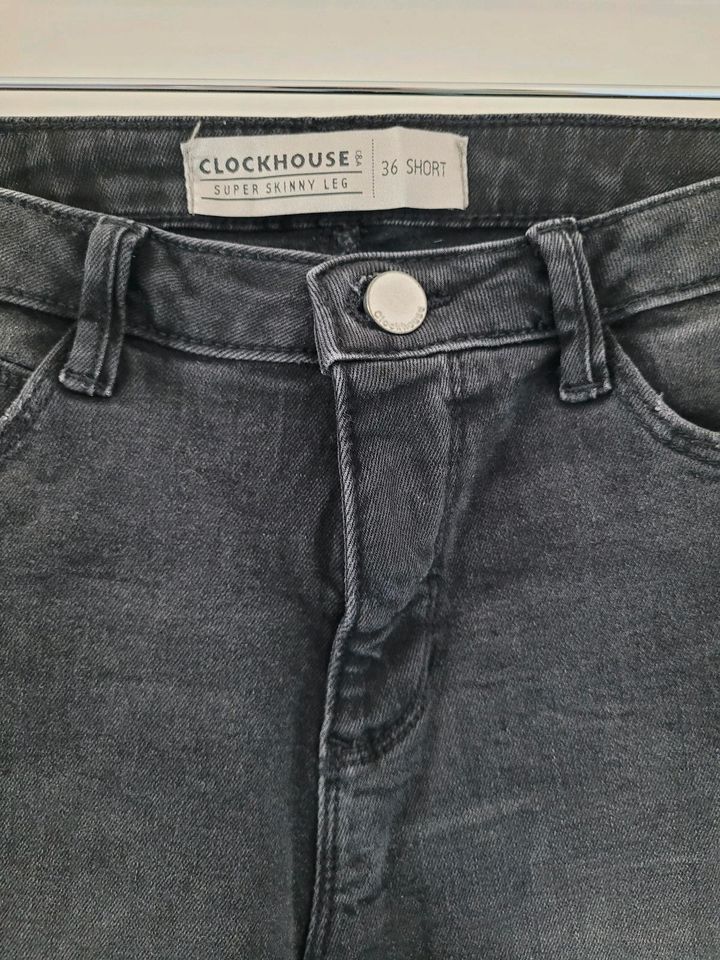 Schwarze Röhrenjeans in Größe 36 - super skinny leg in Wandlitz