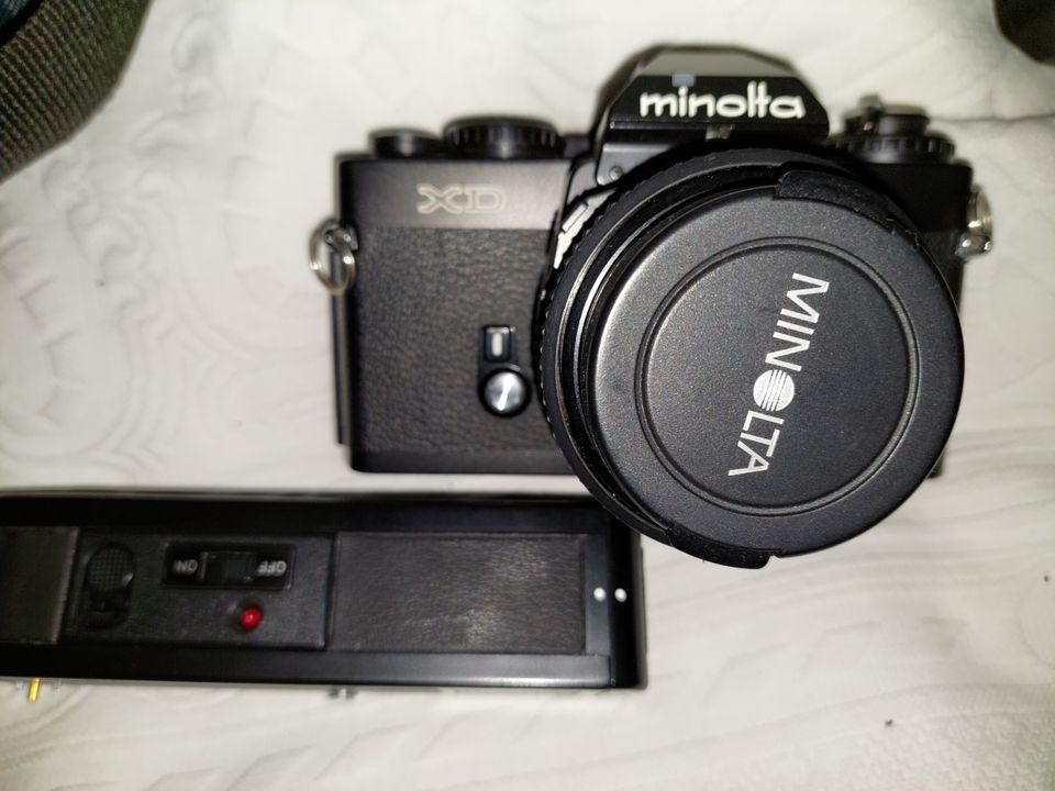 Minolta XD & X700 15 tlg. analoge Fotoausrüstung viel Zubehör in Kiefersfelden