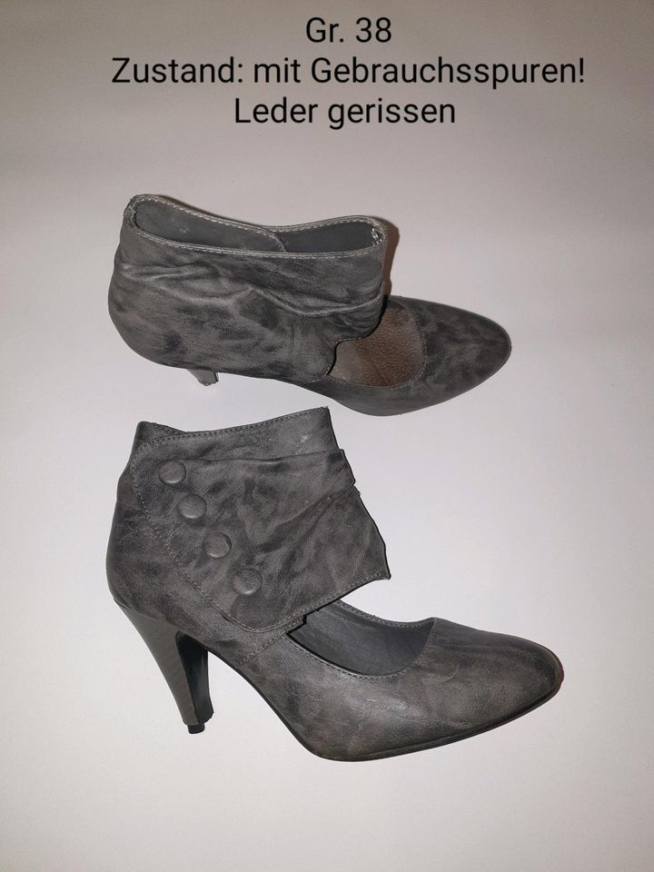 Schuhe Gr. 38 Stiefel Pumps high heels Damen schick warm Mustang in Röllbach