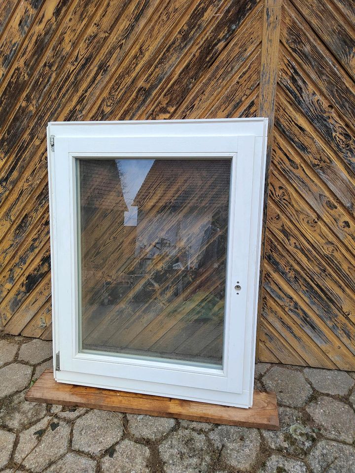 4 neue Holzfenster 85x110 cm in Esselbach