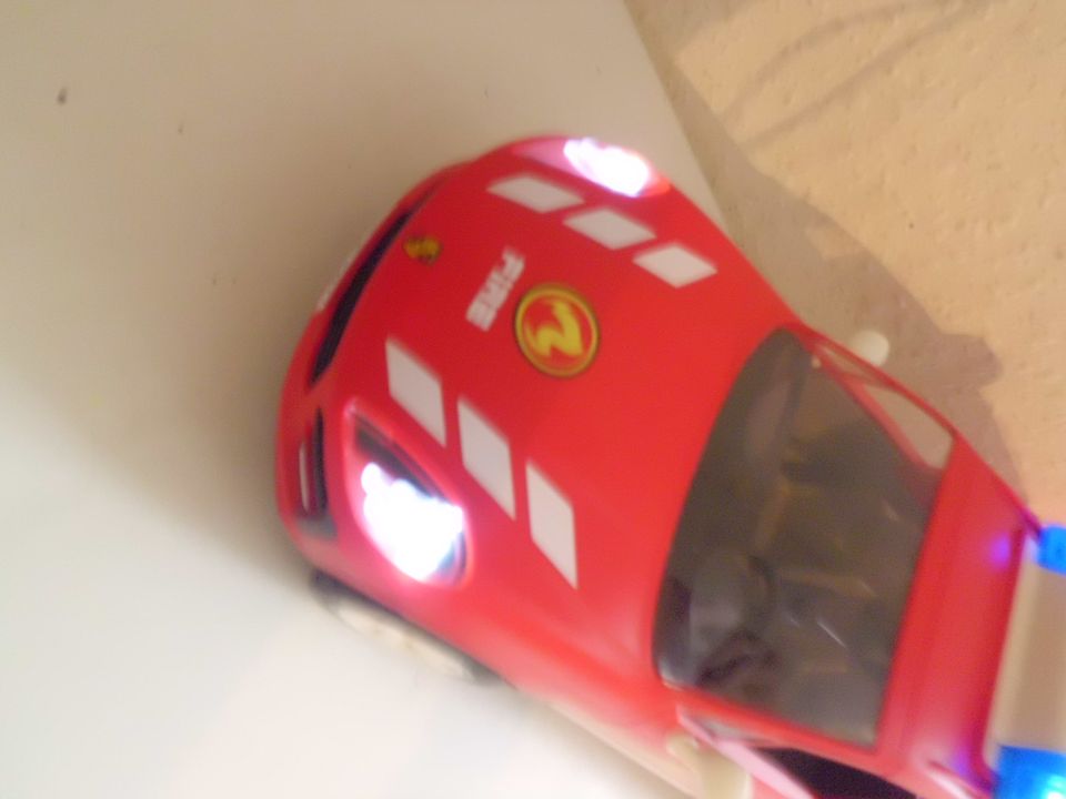 Playmobil Feuerwehr Porsche Macan 70277+ Licht +Sound +++ TOP+++ in Everswinkel