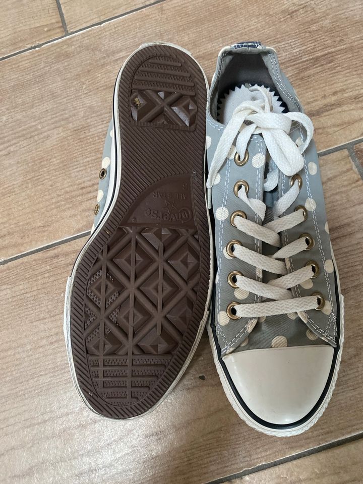 Converse Chucks Sneaker grau Punkte Gr.39 wie neu in Reiskirchen