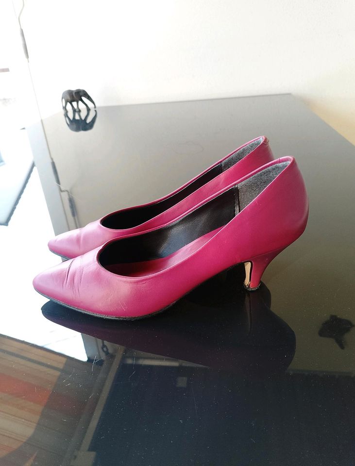 Pumps pink Gr.39 in Backnang