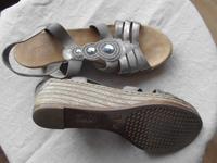 Sandalen Rieker Gr. 40 silbergrau Berlin - Wilmersdorf Vorschau