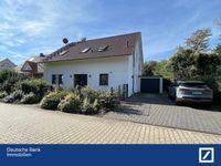 Modernes Einfamilienhaus mit schönem Garten, Solar, Photovoltaik und Garage in Dedenhausen/Uetze Niedersachsen - Uetze Vorschau