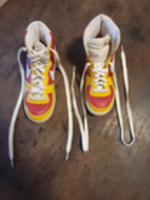 Nike Turnschuhe gelb pink sneakers Größe 40 (6.5) gebraucht Vinta Brandenburg - Felixsee Vorschau