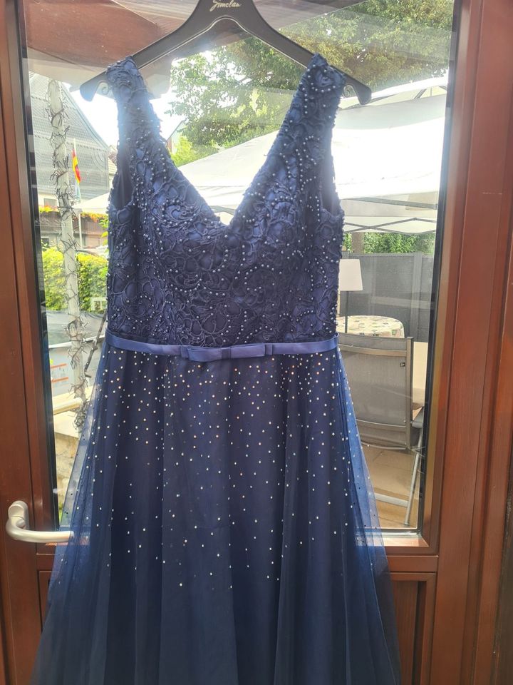 Hofstaatskleid, Abendkleid, Festkleid blau - Gr. 40/42 in Warstein