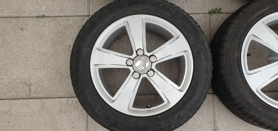 Alufelgen Seat Ibiza mit Sommerreifen 195/55R15 4,5-5mm in Fellbach