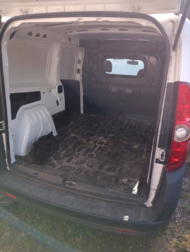 Opel Combo KLIMA TÜV NEU in Hebertshausen