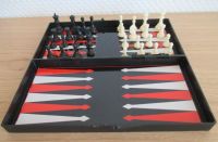 Vintage Reise Schachspiel-Backgammon magnetische Figuren Nordrhein-Westfalen - Lemgo Vorschau
