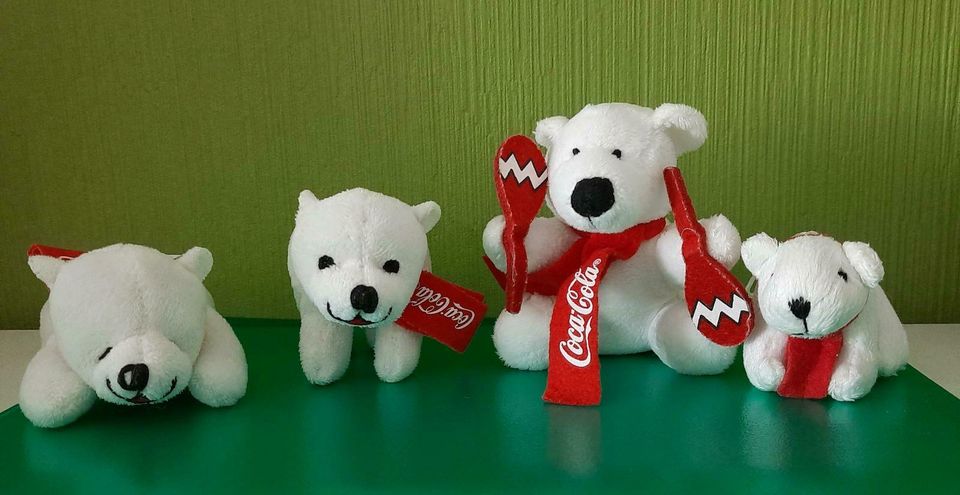 4 Coca Cola Eisbären Plüschtiere in Klingenthal