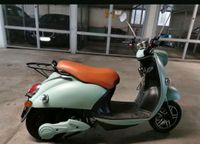 UNU classic E-Scooter, Roller, gebraucht Frankfurt am Main - Seckbach Vorschau