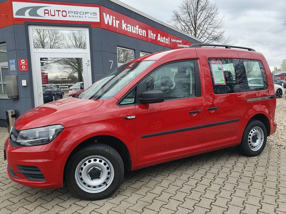 Volkswagen CADDY 2,0TDi BMT 5-Sitzer + KLIMA + NAVI + PDC in Dessau-Roßlau